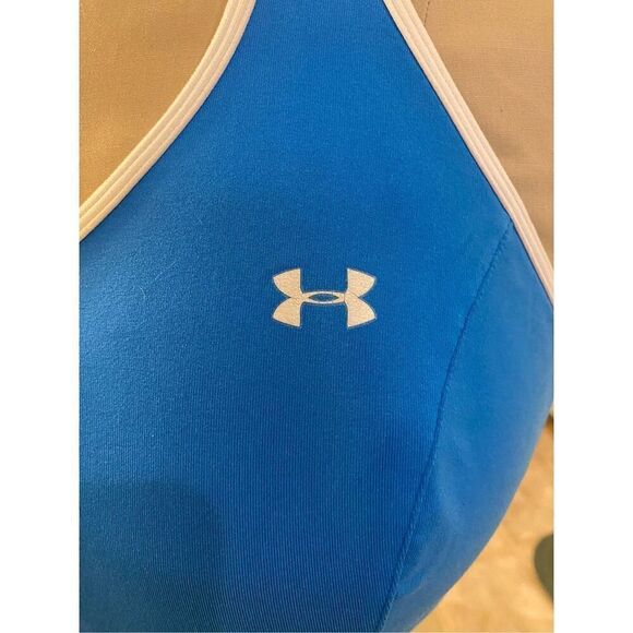 Under Armour Sports Bra Sz. XL Racer Back Substantial Comfort Athleisure - Picture 9 of 9